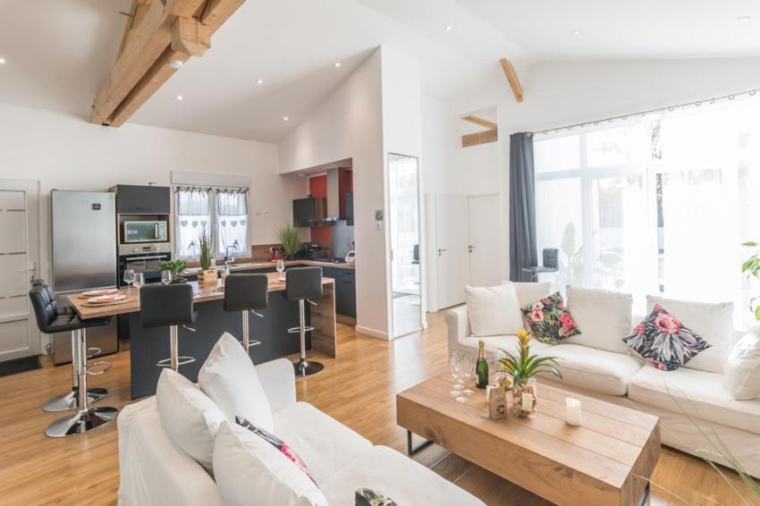 - Sublime Villa Felicidad - Proche Hypercentre - Parking - Terrasse - Wifi Viriat Esterno foto